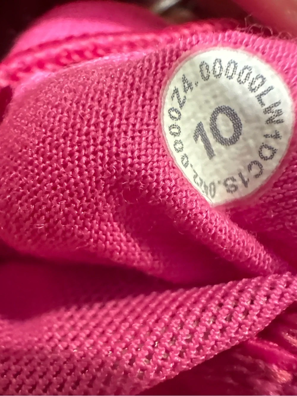 Lululemon Invigorate Train Tank Pink Flare 10